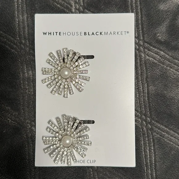 NWT White House Black Market Shoe Clips - Picture 3 of 4